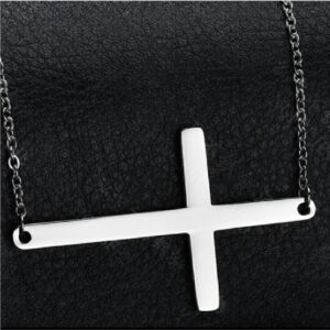 Collar de cruz plata de acero inoxidable